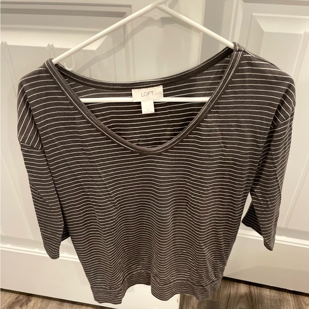 Gray and white striped t shirt